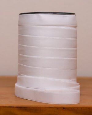 Alça Cactus 18 branca para lingerie da Evelin Tecidos e Aviamentos, com ajuste confortável e acabamento profissional.