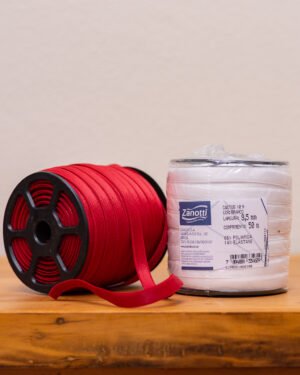 Rolo de elástico Cactus com 10mm de largura e textura em relevo, em uma cor neutra, ideal para a fabricação de lingerie.