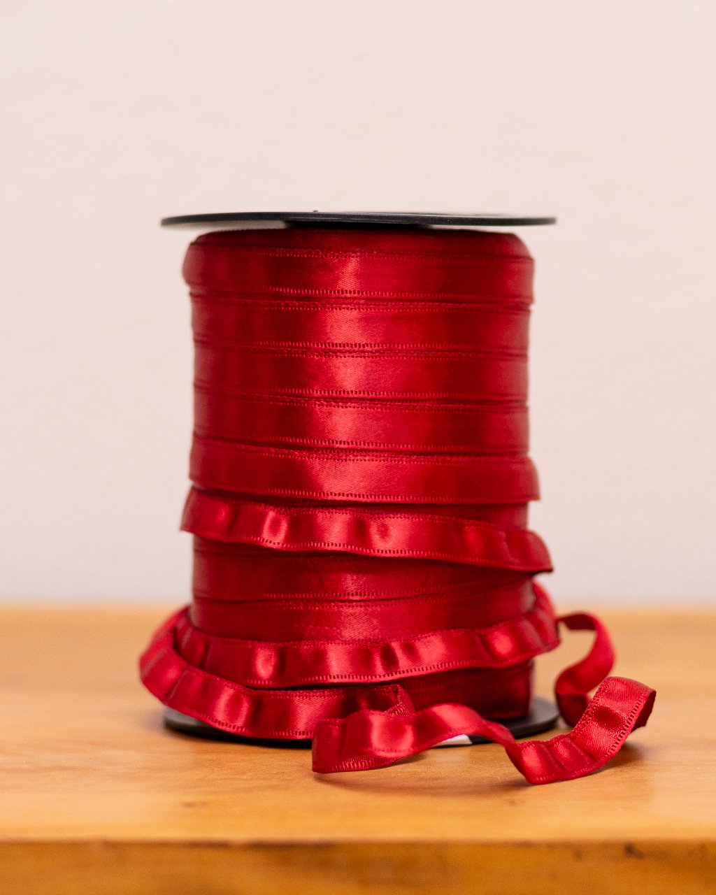Fita Cetenco de 10mm cor Rubi para presentes e decoração festiva