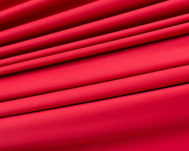 Microfibra Ramatex rubi da Evelin Tecidos e Aviamentos – vermelho escuro sofisticado para lingerie sensual.