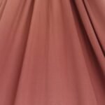 Microfibra de alta qualidade em tom metálico ou terroso de bronze, ideal para lingeries finas e confortáveis, disponível na Evelin Tecidos.