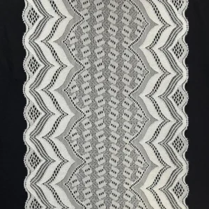 Renda 112 na cor branco Evelin Tecidos e Aviamentos