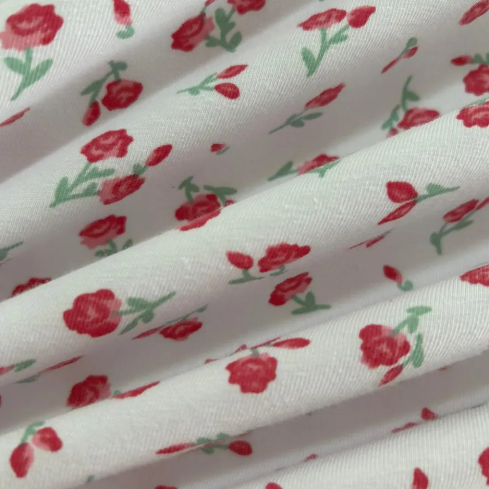 Cotton Estampado Rosas Rubi Fundo Branco Evelin Tecidos.